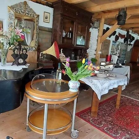 Luca Guest house