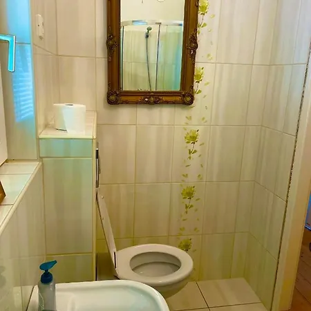 Luca Guest house
