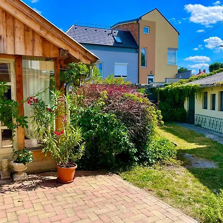 Luca Guest house Mosonmagyarovar